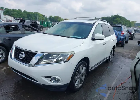 2014 Nissan Pathfinder S/Sv/Sl/Platinum z USA, uszkodzony, nr VIN 5N1AR2MM3EC724737